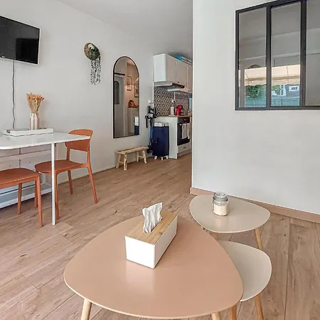 Proche Apartment *
