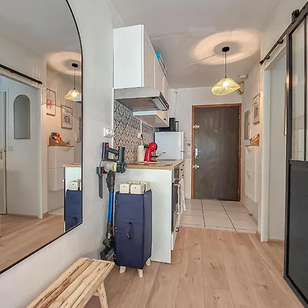 Apartment Proche
