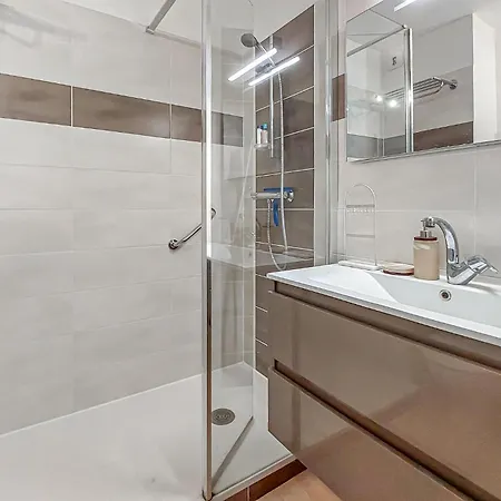 Apartment Proche